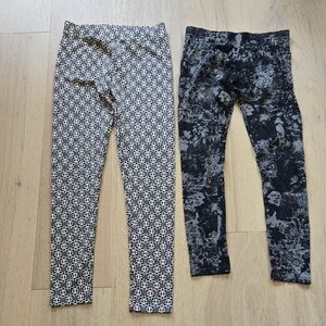 2 Pairs - Guess & Bethany Mota Patterned Leggings